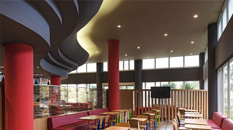 Ibis Santo Andre Restaurant