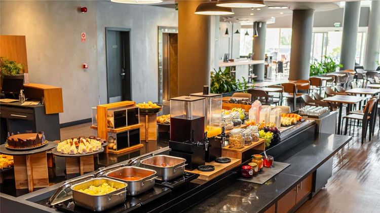 Ibis Santo Andre Other
