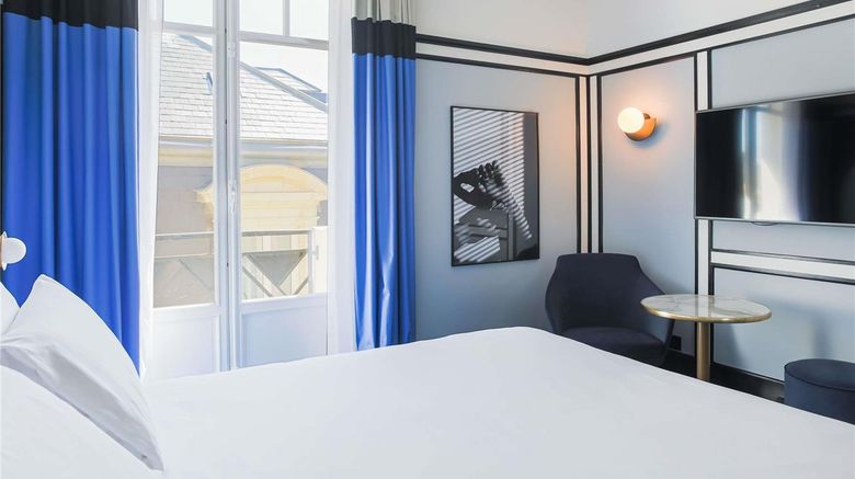 <b>Hotel Plaza Biarritz Plage Room</b>. Images powered by <a href="https://iceportal.shijigroup.com/" title="IcePortal" target="_blank">IcePortal</a>.