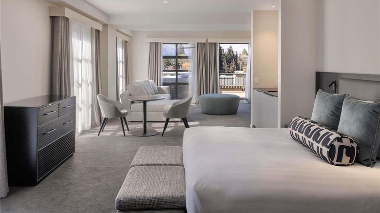 <b>Sofitel Queenstown Hotel & Spa Room</b>. Images powered by <a href="https://iceportal.shijigroup.com/" title="IcePortal" target="_blank">IcePortal</a>.