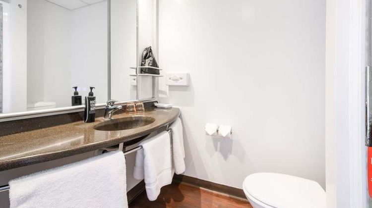 Ibis Rotorua Room