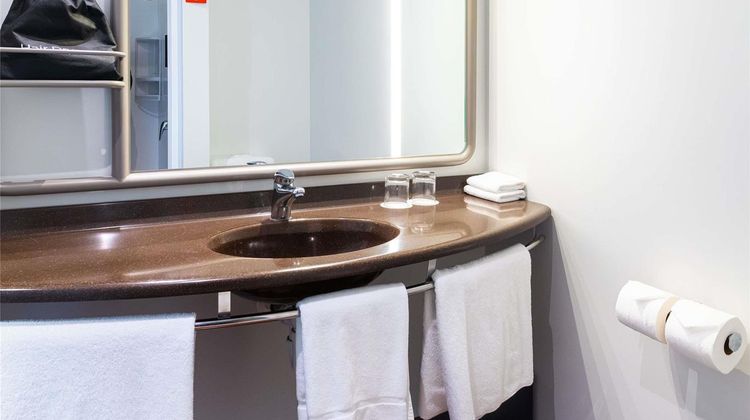 Ibis Rotorua Room