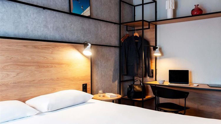 Ibis Rouen Champ de Mars Exterior