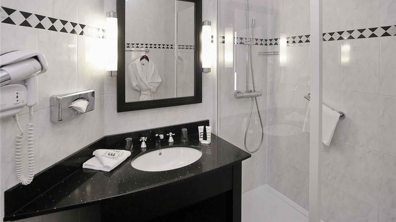 <b>Mercure La Baule Majestic Room</b>. Images powered by <a href="https://iceportal.shijigroup.com/" title="IcePortal" target="_blank">IcePortal</a>.