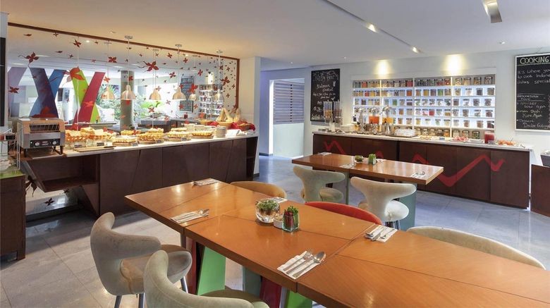 <b>Ibis Styles Bali Legian Restaurant</b>. Images powered by <a href="https://iceportal.shijigroup.com/" title="IcePortal" target="_blank">IcePortal</a>.