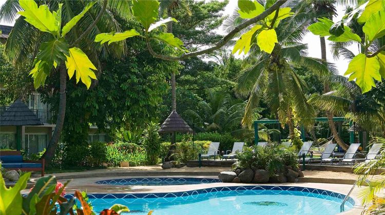 Mercure Hotel Nadi Pool