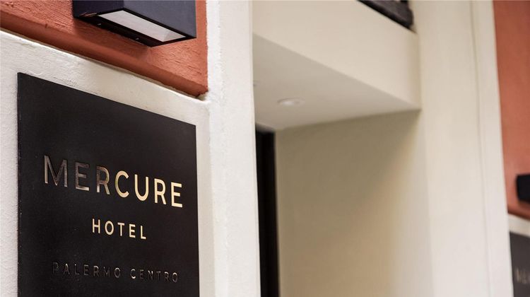Mercure Palermo Centro Exterior