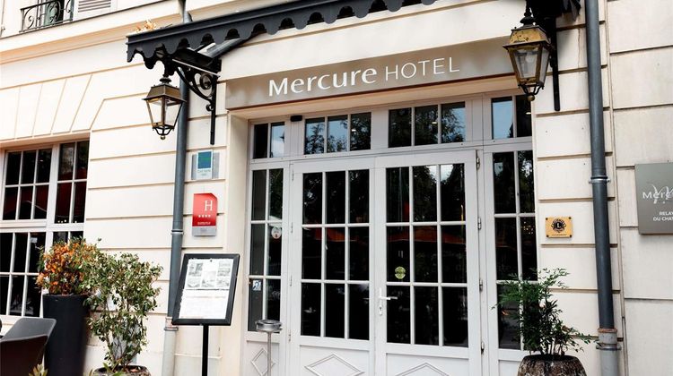 Mercure Relays du Chateau Hotel Exterior