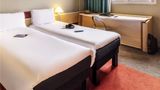 Hotel Ibis Tarbe Room