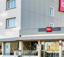Hotel Ibis Tarbe Exterior