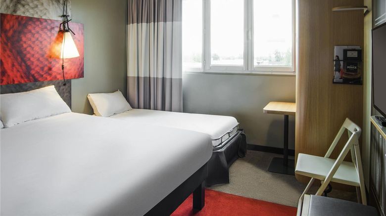 <b>Hotel Ibis Tarbe Room</b>. Images powered by <a href="https://iceportal.shijigroup.com/" title="IcePortal" target="_blank">IcePortal</a>.