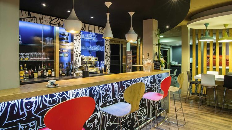 Hotel Ibis Tarbe Exterior