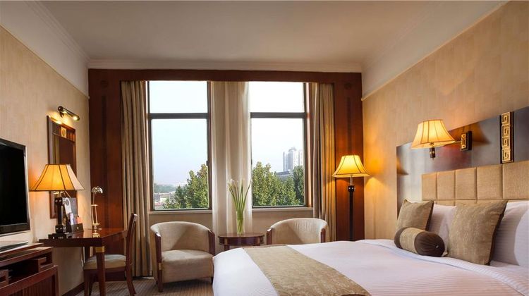 Grand Mercure on Renmin Square Room