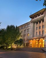 Grand Mercure on Renmin Square