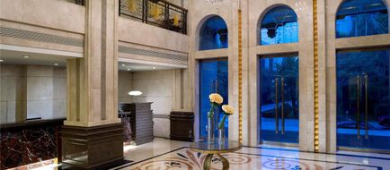 Grand Mercure on Renmin Square Exterior