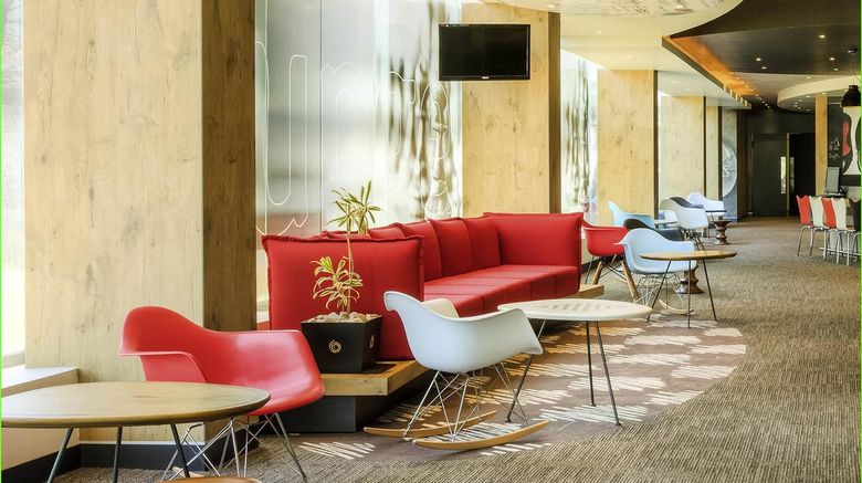 <b>Ibis Mexico Perinorte Exterior</b>. Images powered by <a href="https://iceportal.shijigroup.com/" title="IcePortal" target="_blank">IcePortal</a>.