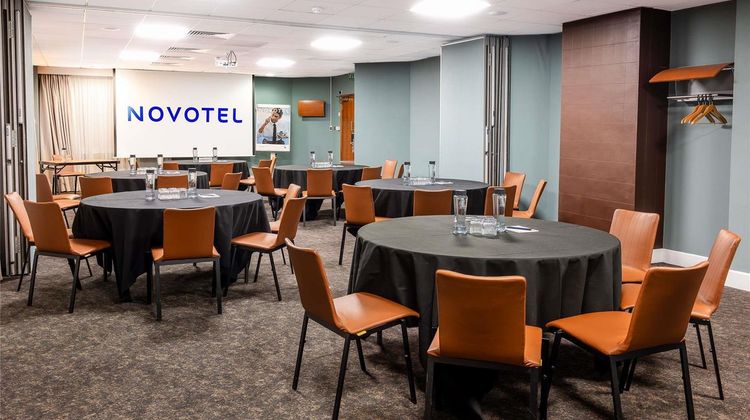 Novotel Cardiff Centre Meeting