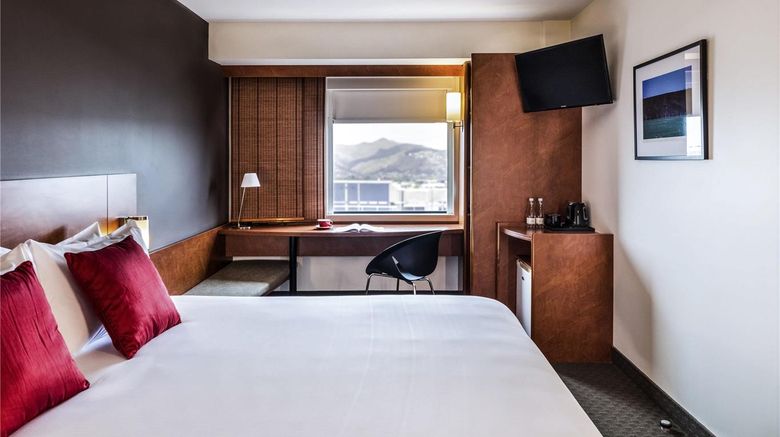 <b>Ibis Christchurch Room</b>. Images powered by <a href="https://iceportal.shijigroup.com/" title="IcePortal" target="_blank">IcePortal</a>.