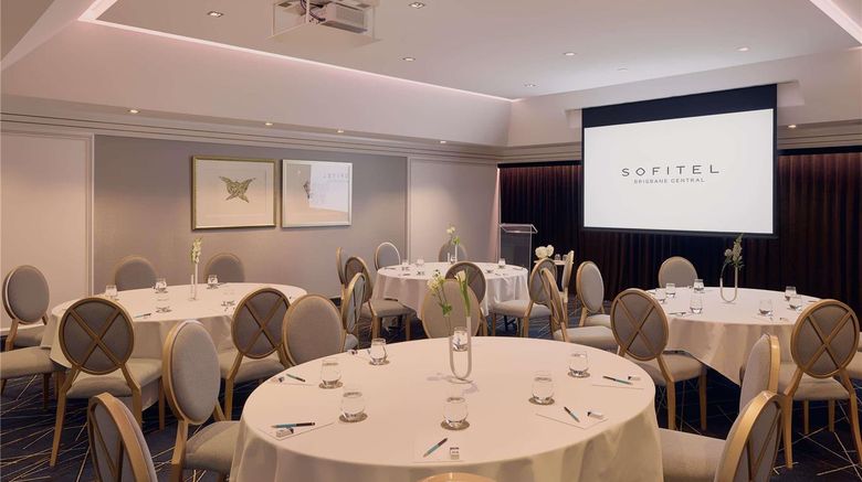 <b>Sofitel Brisbane Central Meeting</b>. Images powered by <a href="https://iceportal.shijigroup.com/" title="IcePortal" target="_blank">IcePortal</a>.