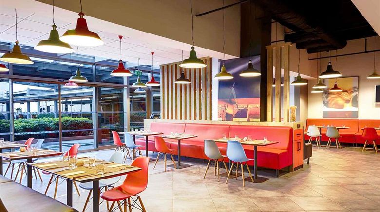 <b>Ibis Istanbul Restaurant</b>. Images powered by <a href="https://iceportal.shijigroup.com/" title="IcePortal" target="_blank">IcePortal</a>.