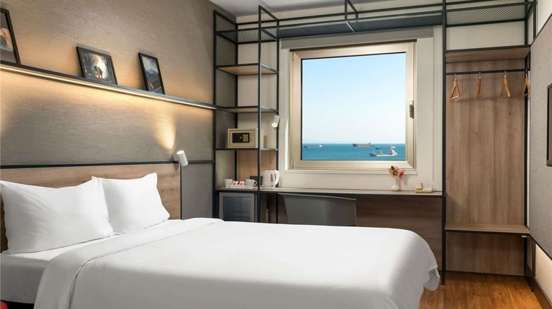 <b>Ibis Istanbul Room</b>. Images powered by <a href="https://iceportal.shijigroup.com/" title="IcePortal" target="_blank">IcePortal</a>.