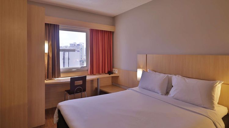 Ibis Recife Room