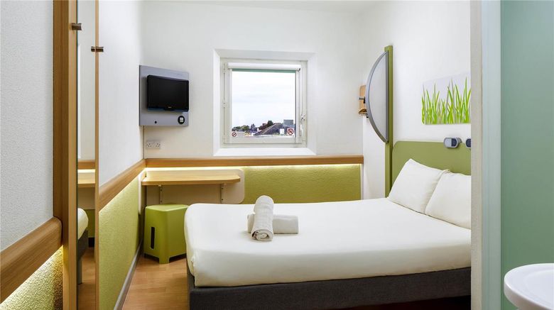 <b>ibis Budget Manchester Salford Room</b>. Images powered by <a href="https://iceportal.shijigroup.com/" title="IcePortal" target="_blank">IcePortal</a>.