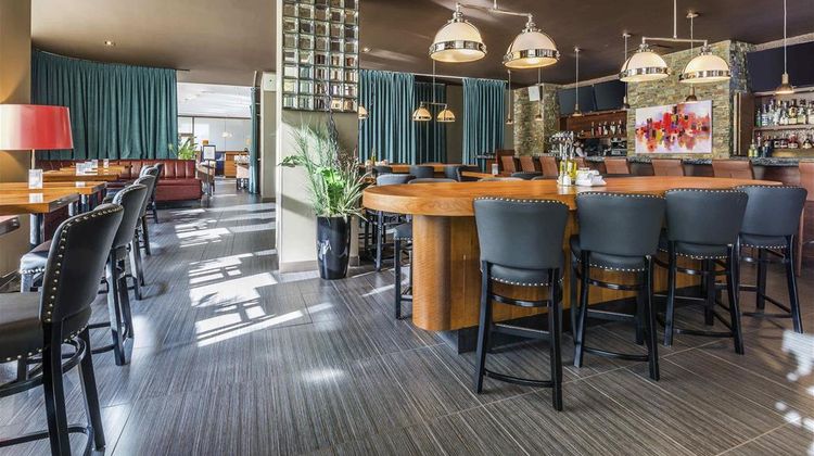 Novotel Montreal Aeroport Restaurant