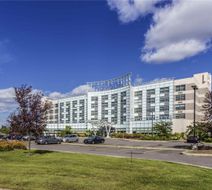 Novotel Montreal Aeroport Exterior