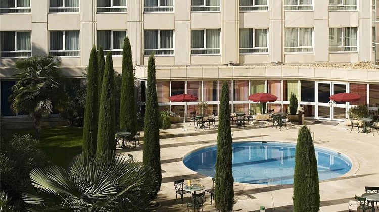 Suite Novotel Montpellier Pool