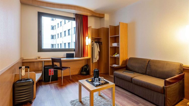 Ibis Bilbao Centro Room