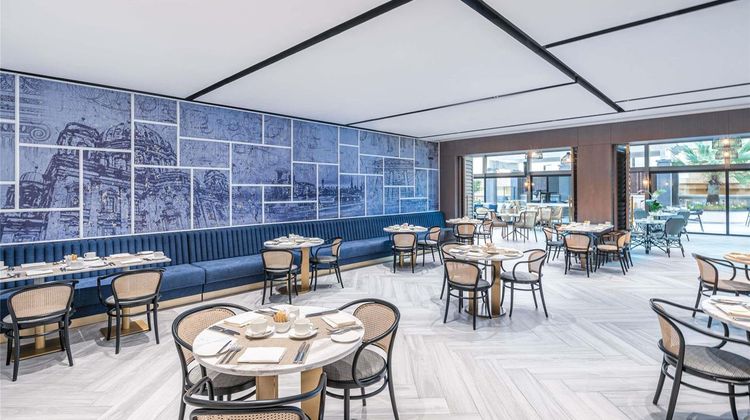 Sofitel Dubai Jumeirah Beach Restaurant