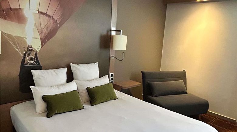 <b>Mercure Vienne Sud Chanas Room</b>. Images powered by <a href="https://iceportal.shijigroup.com/" title="IcePortal" target="_blank">IcePortal</a>.