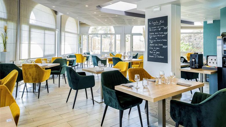 <b>Mercure Vienne Sud Chanas Restaurant</b>. Images powered by <a href="https://iceportal.shijigroup.com/" title="IcePortal" target="_blank">IcePortal</a>.