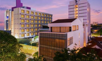 Mercure Surabaya