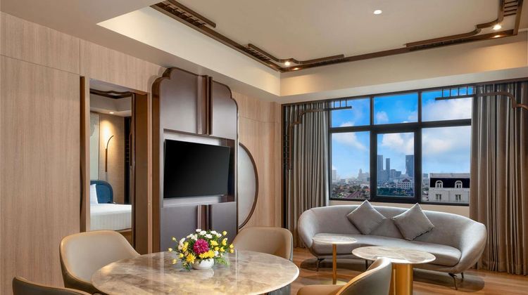 Mercure Surabaya Room