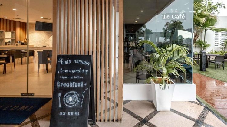 Grand Mercure Bangkok Asoke Residence Restaurant