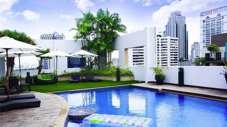 Grand Mercure Bangkok Asoke Residence Pool