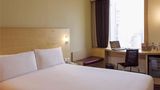 Ibis Sharq Room