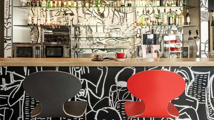 Ibis Bordeaux Bastide Restaurant