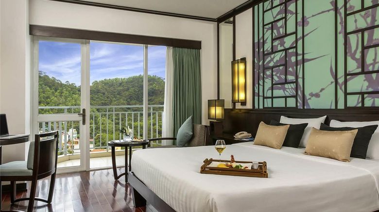 <b>Hotel Novotel Ha Long Bay Room</b>. Images powered by <a href="https://iceportal.shijigroup.com/" title="IcePortal" target="_blank">IcePortal</a>.