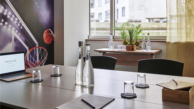 <b>Mercure Paris Boulogne Hotel Other</b>. Images powered by <a href="https://iceportal.shijigroup.com/" title="IcePortal" target="_blank">IcePortal</a>.