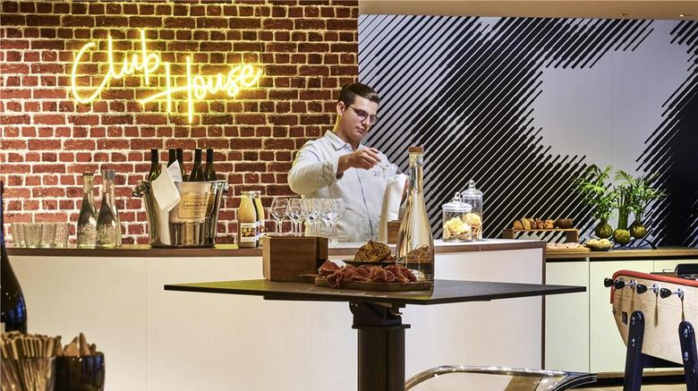 <b>Mercure Paris Boulogne Hotel Other</b>. Images powered by <a href="https://iceportal.shijigroup.com/" title="IcePortal" target="_blank">IcePortal</a>.
