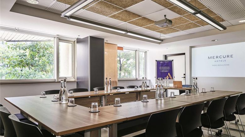 <b>Mercure Paris Boulogne Hotel Meeting</b>. Images powered by <a href="https://iceportal.shijigroup.com/" title="IcePortal" target="_blank">IcePortal</a>.