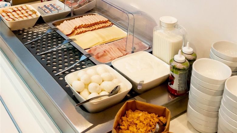 <b>Ibis Budget Antwerpen Central Station Restaurant</b>. Images powered by <a href="https://iceportal.shijigroup.com/" title="IcePortal" target="_blank">IcePortal</a>.