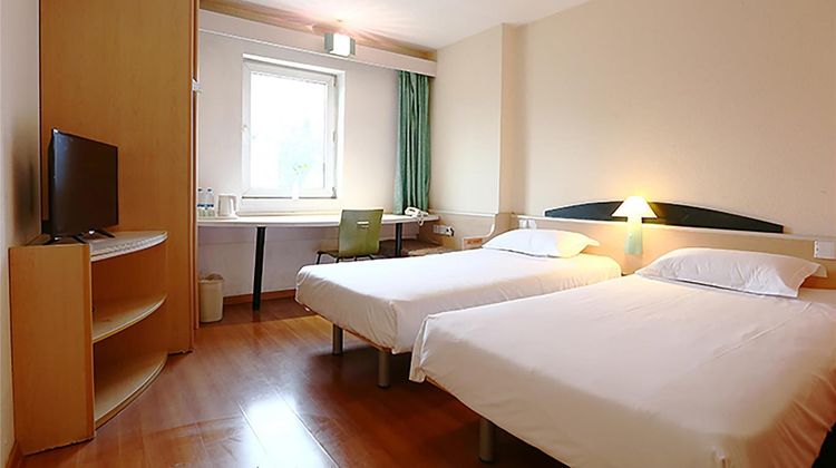 Hotel Ibis Wuhan Room