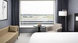 <b>Sofitel London Gatwick Hotel Room</b>. Images powered by <a href="https://iceportal.shijigroup.com/" title="IcePortal" target="_blank">IcePortal</a>.