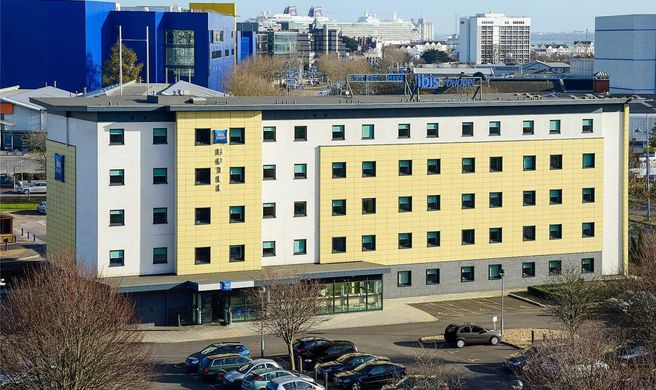 Ibis Budget Southampton Centre Exterior