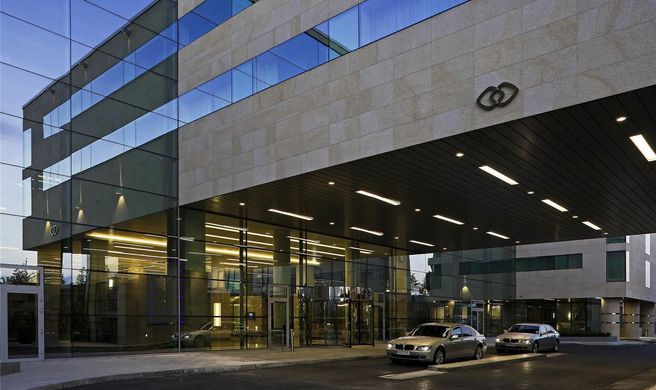 Sofitel London Heathrow T5 Exterior