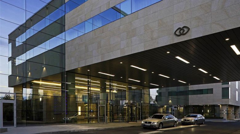 Sofitel London Heathrow T5 Exterior. Images powered by <a href="https://iceportal.shijigroup.com" target="_blank" rel="noopener">Ice Portal</a>.